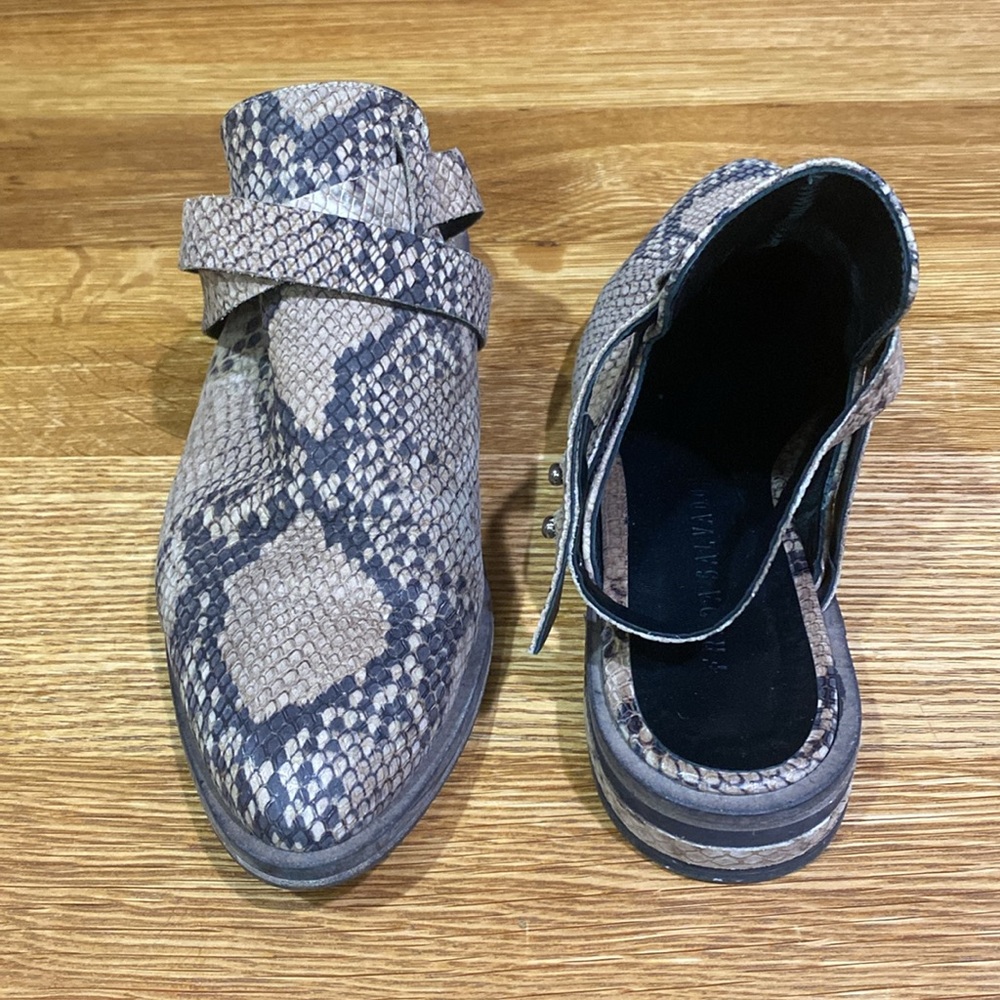 Freda Salvador boot/mules